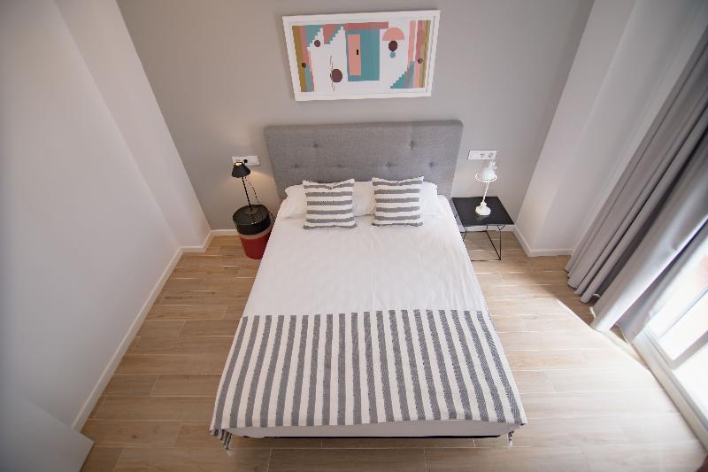 Apartamentos Libere Valencia Abastos Eksteriør billede